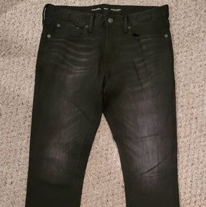 Old Navy 32x32 Super Skinny Jeans